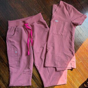FIGS Technical Collection Cargo Scrubs Set Pink - Size S